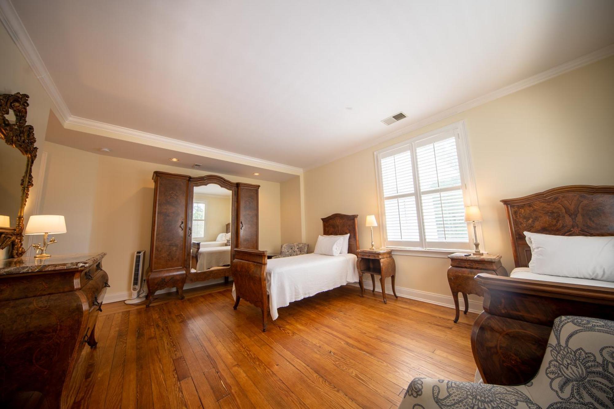 The Edenton Collection-The Granville Queen Inn Стая снимка
